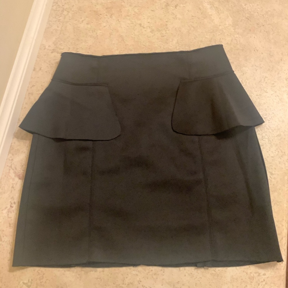 Sexy & Stylish Black Mini Skirt size Small